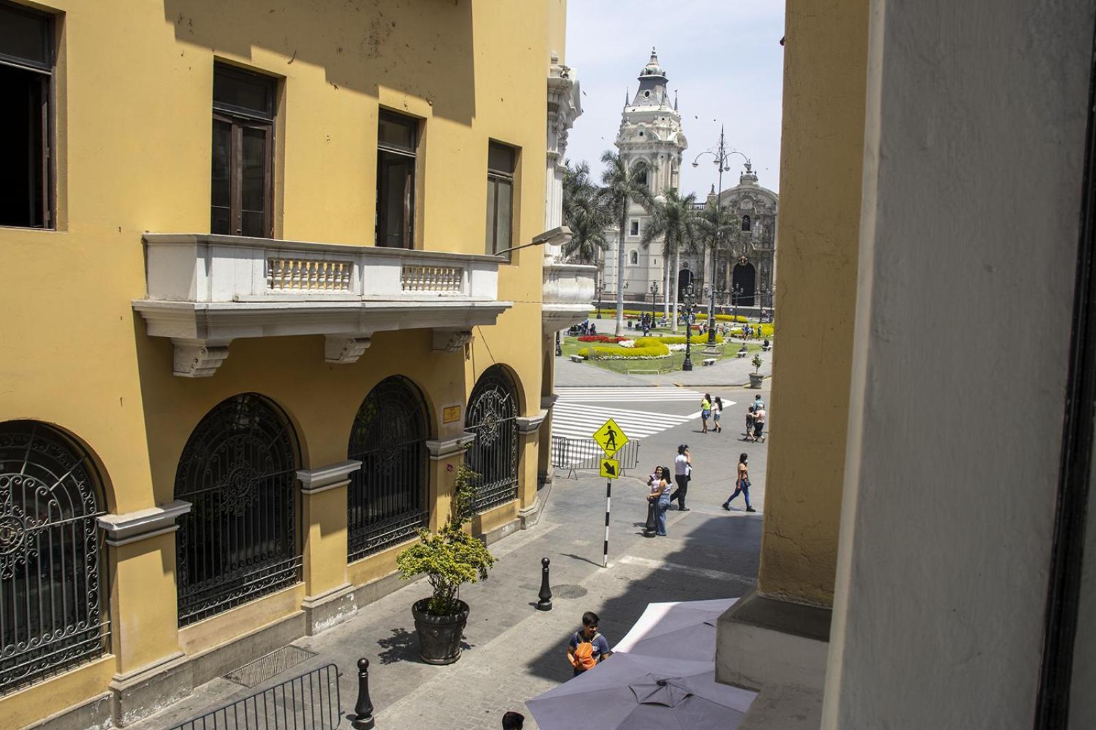 Plaza Mayor Lima Hotel Exterior photo